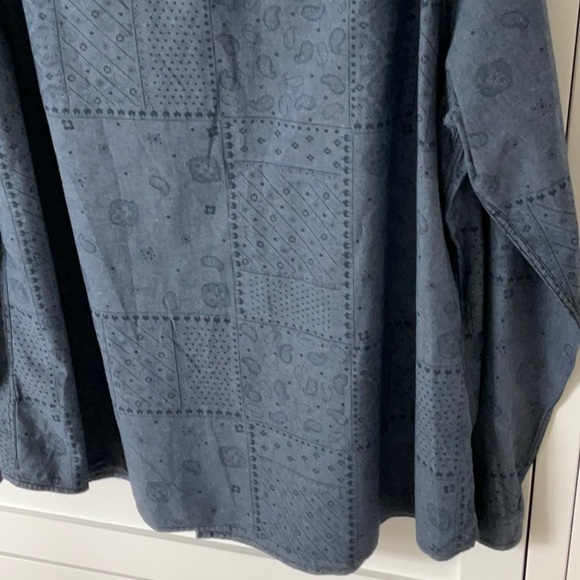 Mossimo Supply Co. Dark Patterned Shirt - Picture 6 of 11